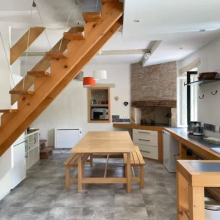 La Serva بيت ضيافة Les Lèches